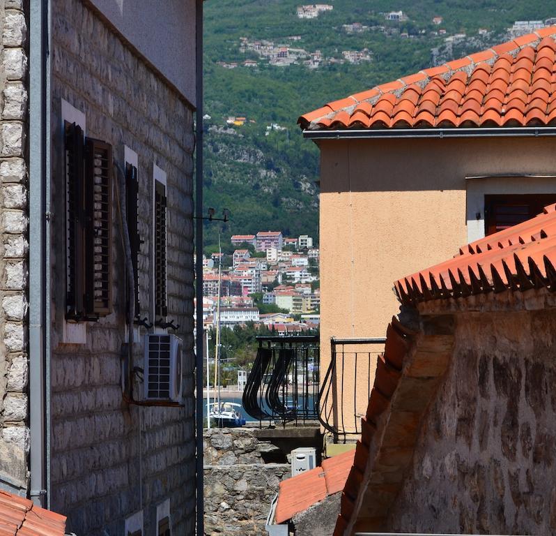 Bell Tower Apartment Μπούντβα Εξωτερικό φωτογραφία
