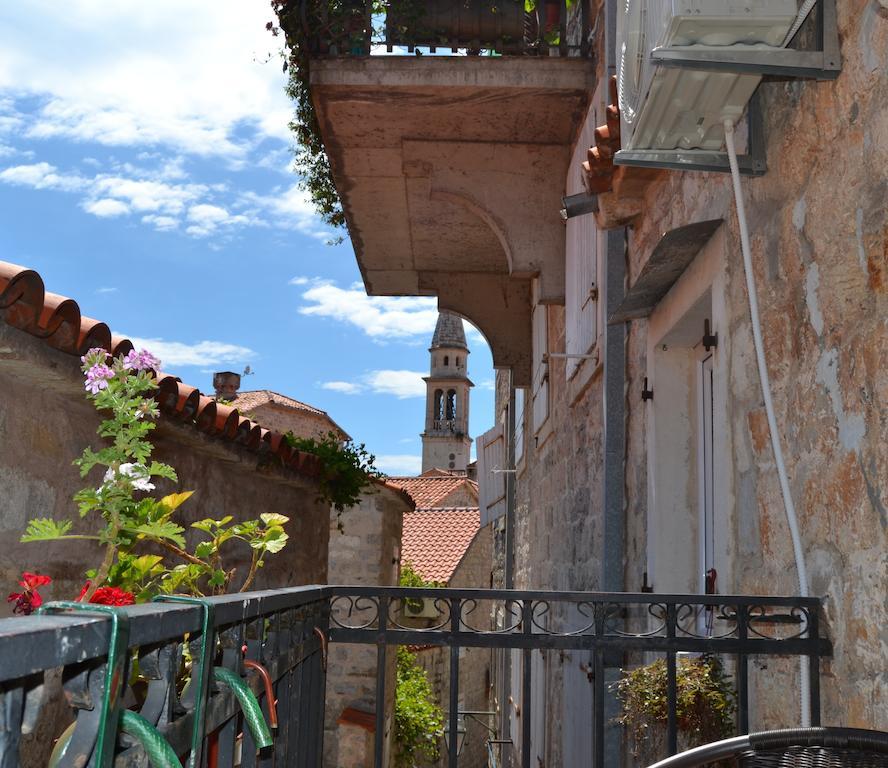 Bell Tower Apartment Μπούντβα Εξωτερικό φωτογραφία