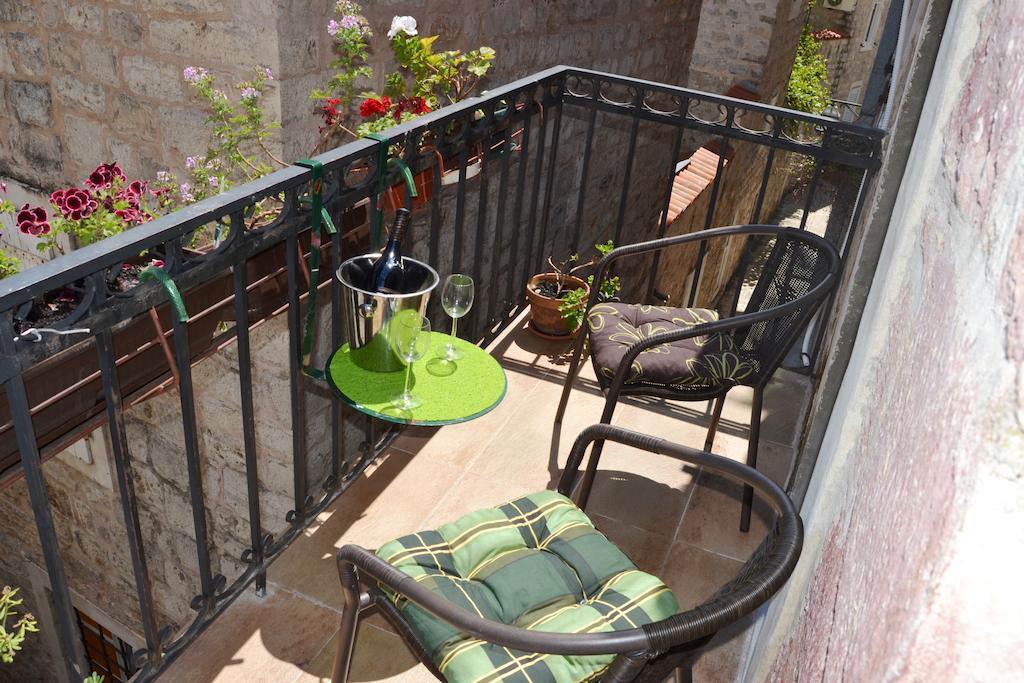 Bell Tower Apartment Μπούντβα Εξωτερικό φωτογραφία